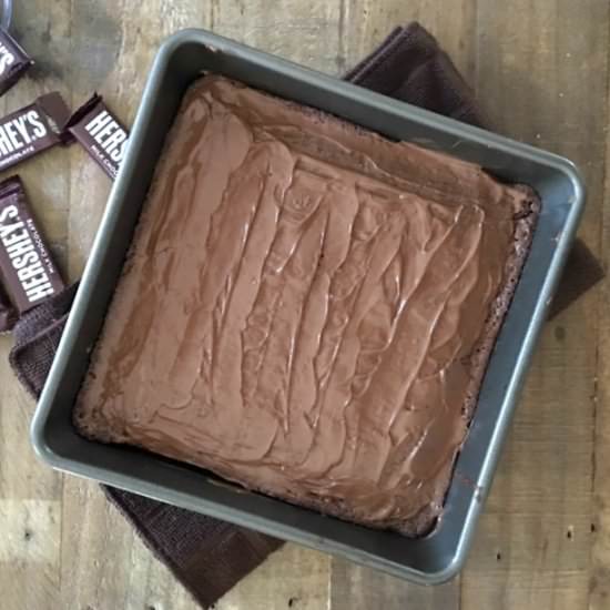 Gooey Hershey’s Frosted Brownies