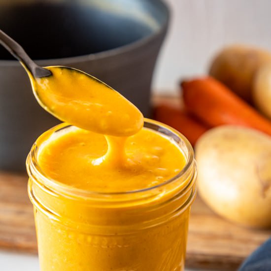 Easiest Vegan Cheese Sauce EVER
