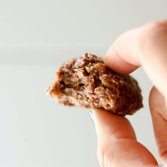 No Bake Chocolate PB Cookies