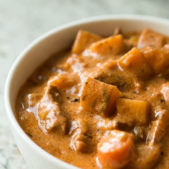 MOMS FABULOUS SLOW COOKER STEW