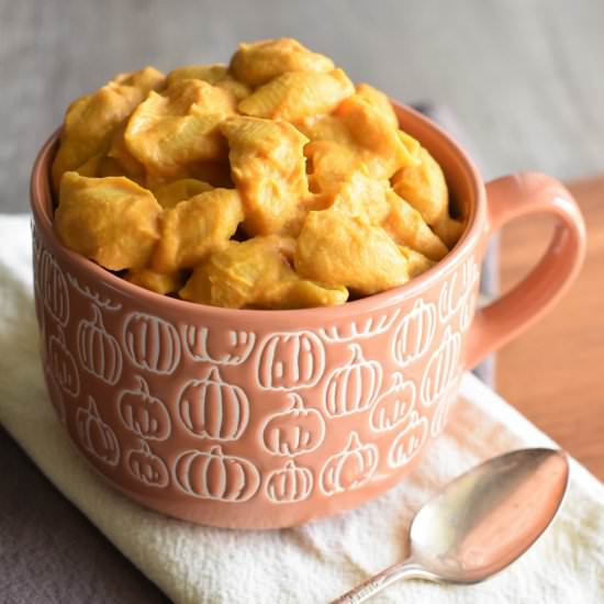 Vegan Pumpkin Mac and Cheese