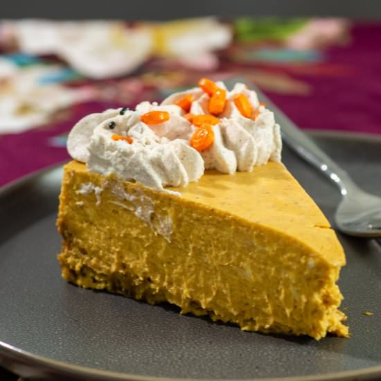 Pumpkin Gingersnap Cheesecake