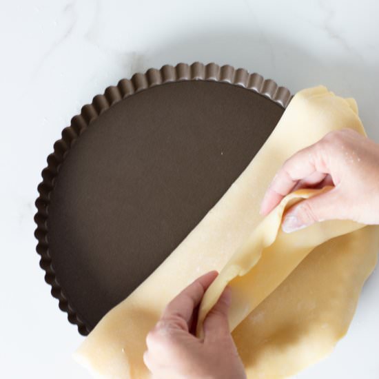 How to Make Basic Pie Crust