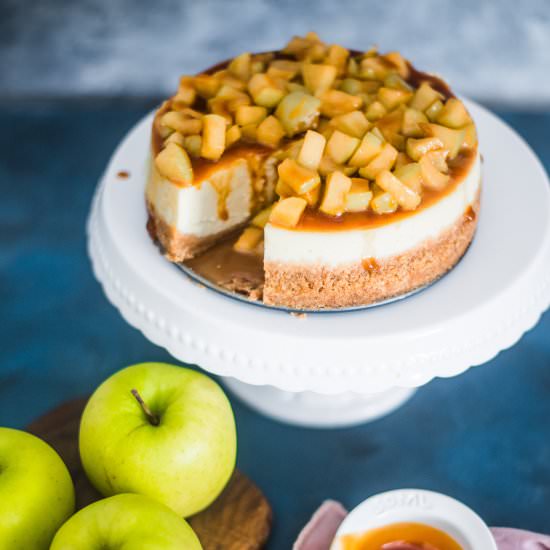Instant Pot Caramel Apple Cheesecake