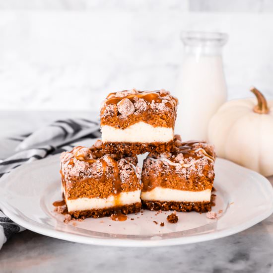 Streusel Pumpkin Cheesecake Bars