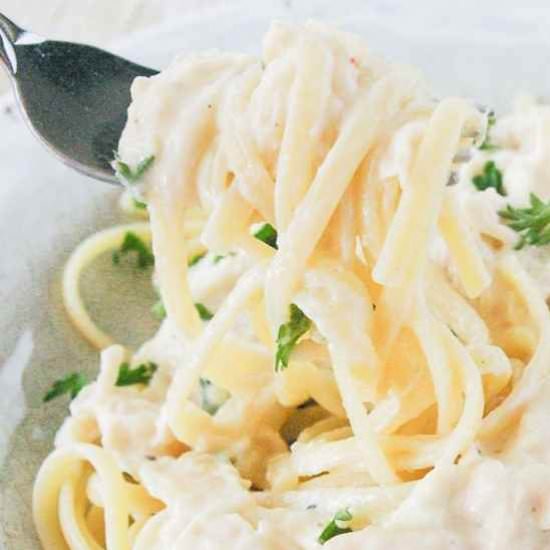 Slow Cooker Chicken Alfredo