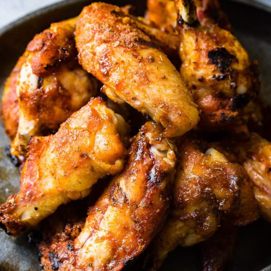 BEST DRY RUB SMOKED CHICKEN WINGS