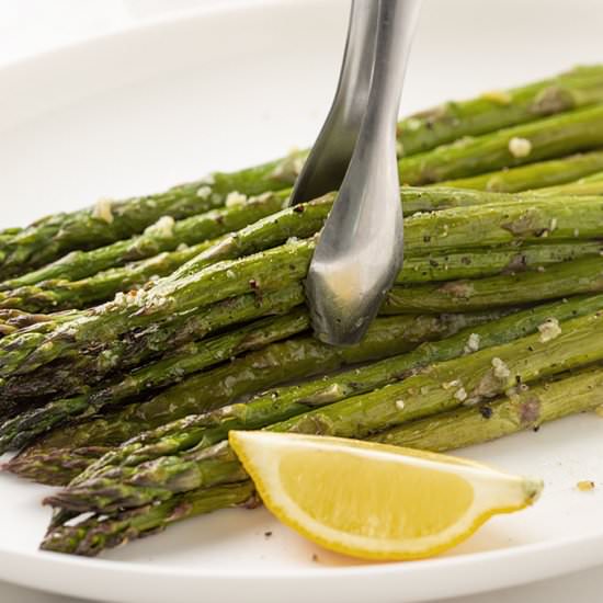 garlic roasted asparagus