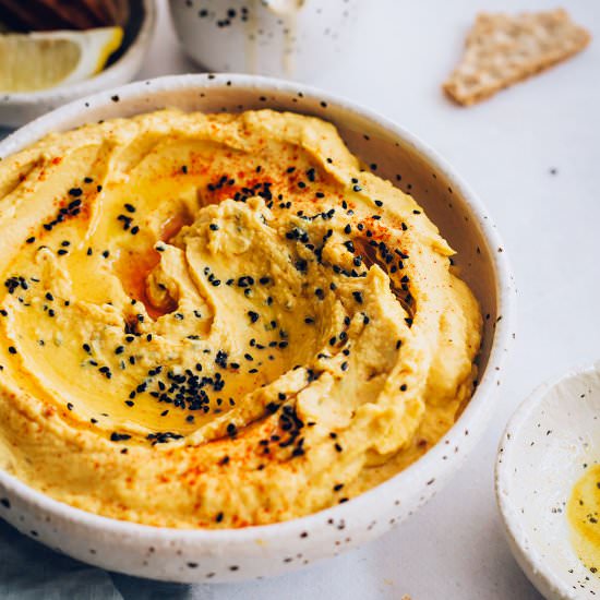 Cozy Hummus with Pumpkin and Spices