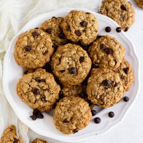 Oatmeal Chocolate Chip Cookies