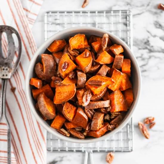 Roasted Sweet Potatoes with Pecans