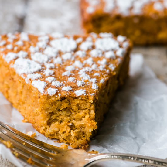 Flourless Pumpkin Spice Cake