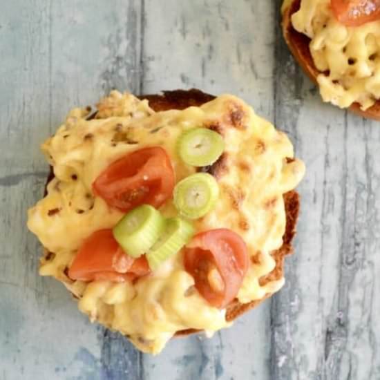 Egg & Tomato Bagel Melts