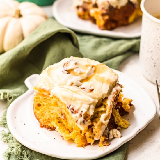 Pumpkin butterscotch cinnamon rolls