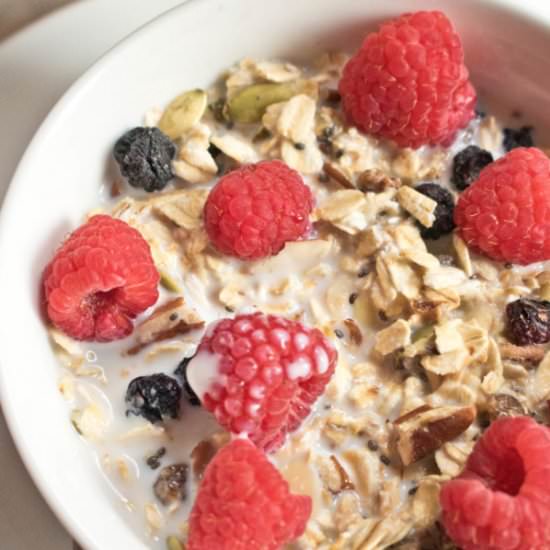 Easy Homemade Muesli