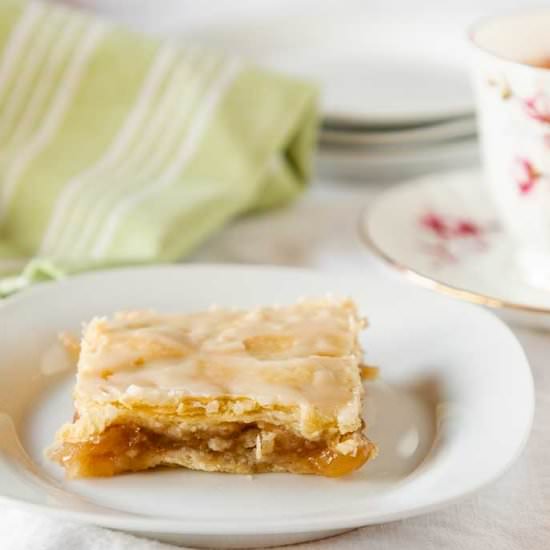 Glazed Apple Pie Bar