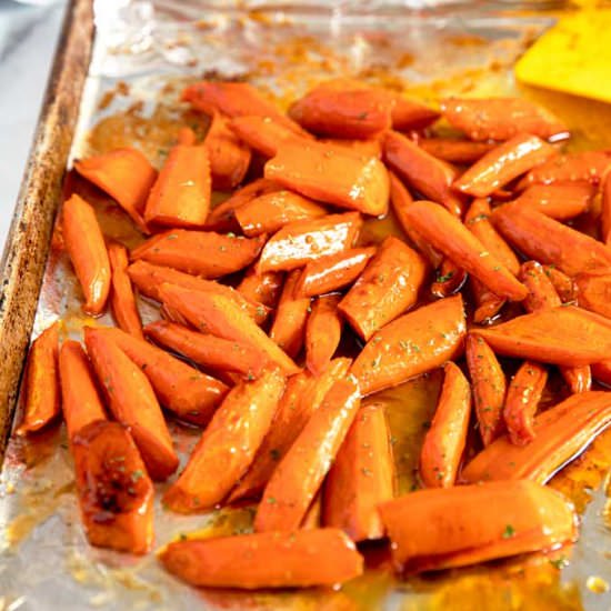 Maple Oven Roasted Carrots