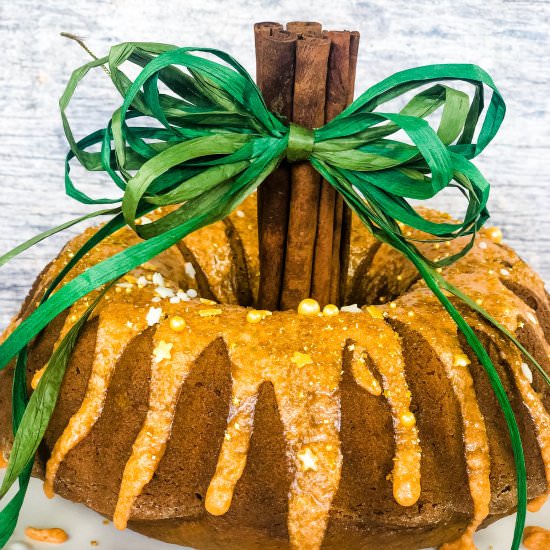Vegan Cream Cheese Pumpkin Cake