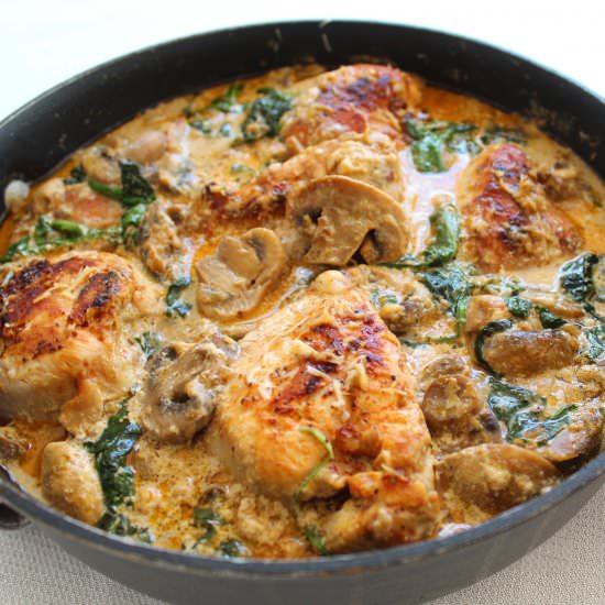 Creamy Spinach & Mushrooms Chicken