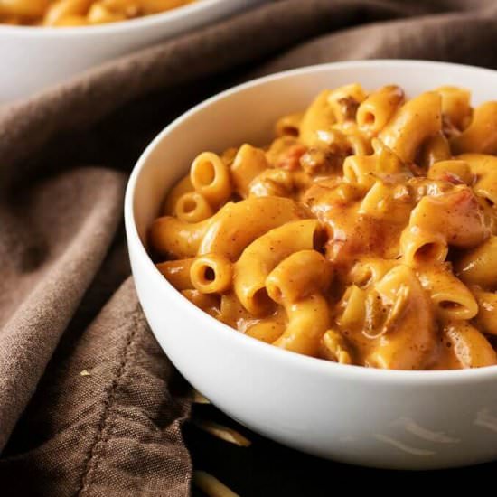One Pot Chili Mac and Cheese