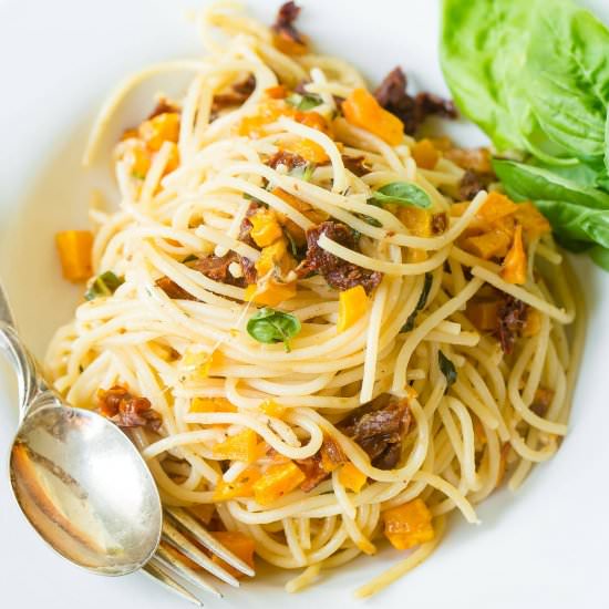 VEGETARIAN BUTTERNUT SQUASH PASTA