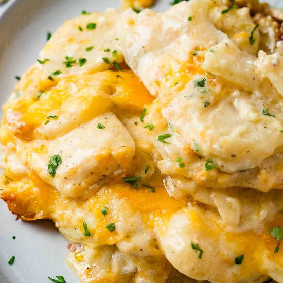 MY FAVORITE CHEESY POTATO CASSEROLE