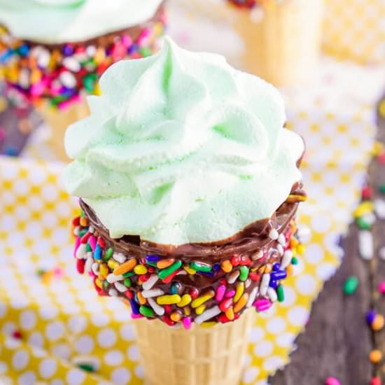 MERINGUE ICE CREAM CONES