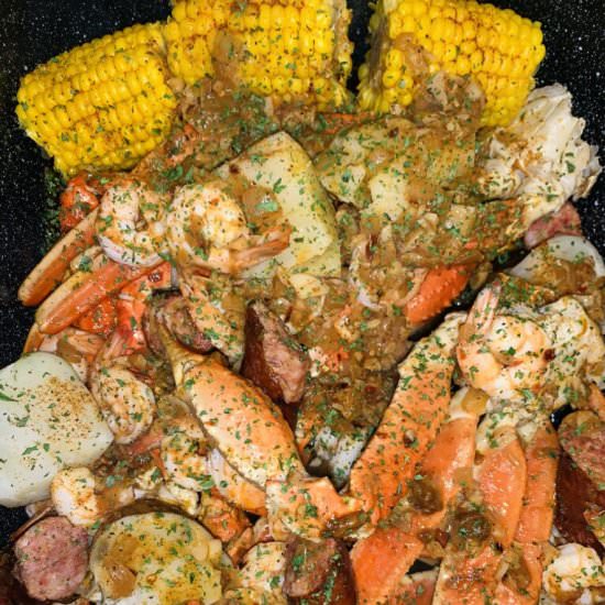 Garlic Butter Seafood Boil