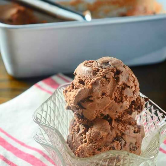 NUTELLA CHOCOLATE CHIP ICE CREAM