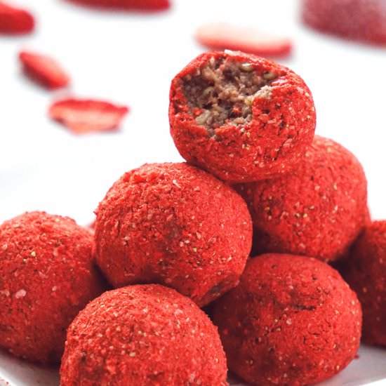 Healthy Strawberry Bliss Balls