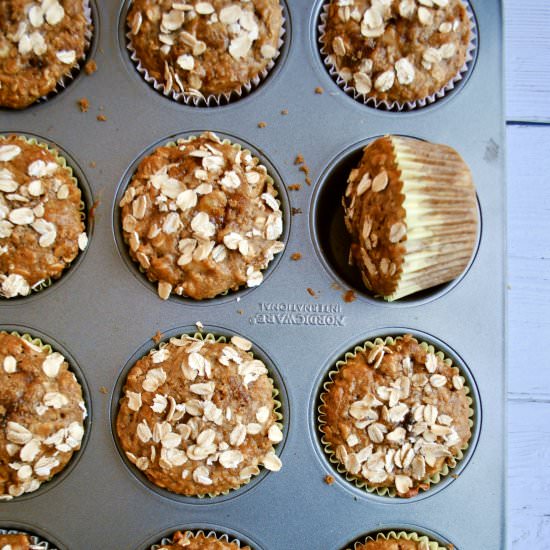 Apple oat muffins