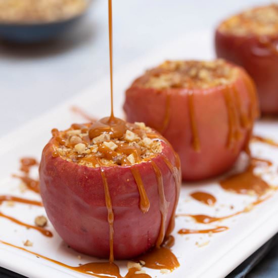 Caramel Cheesecake Apples