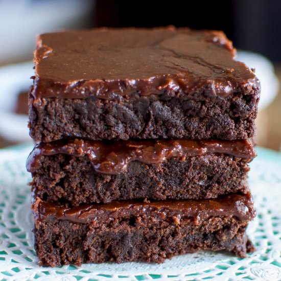Old Fashioned Lunch Lady Brownies