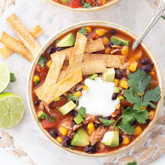Slow Cooker Chicken Tortilla Soup
