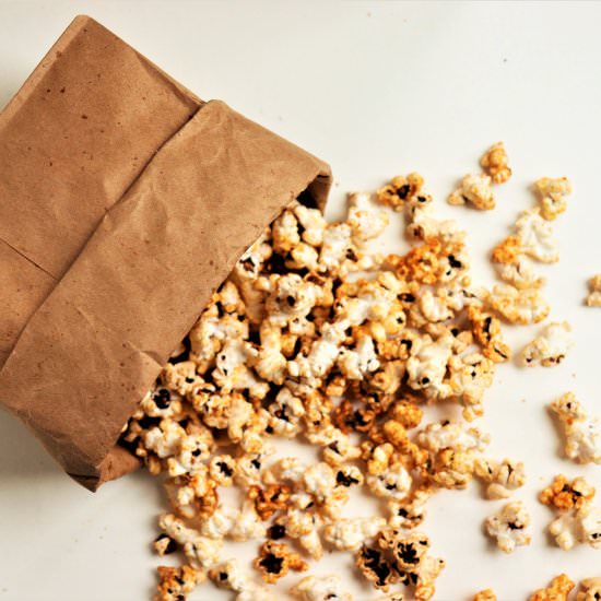 Vegan Nacho Popcorn