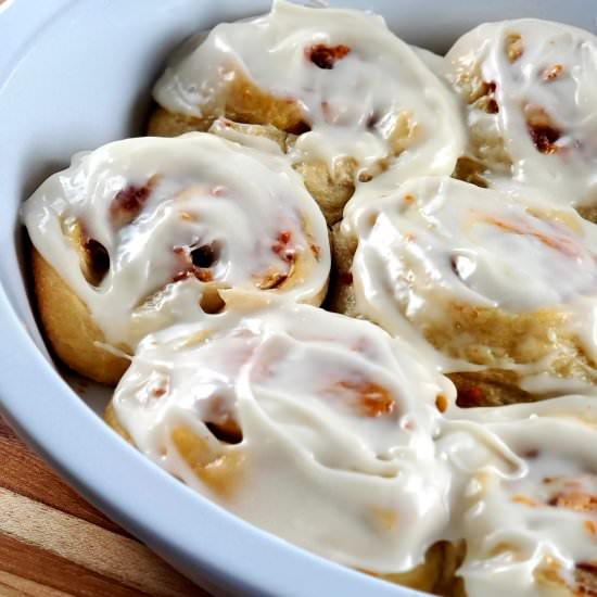 easy pumpkin cinnamon rolls