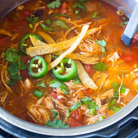 Instant Pot Chicken Tortilla Soup