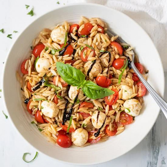 Caprese Orzo Salad
