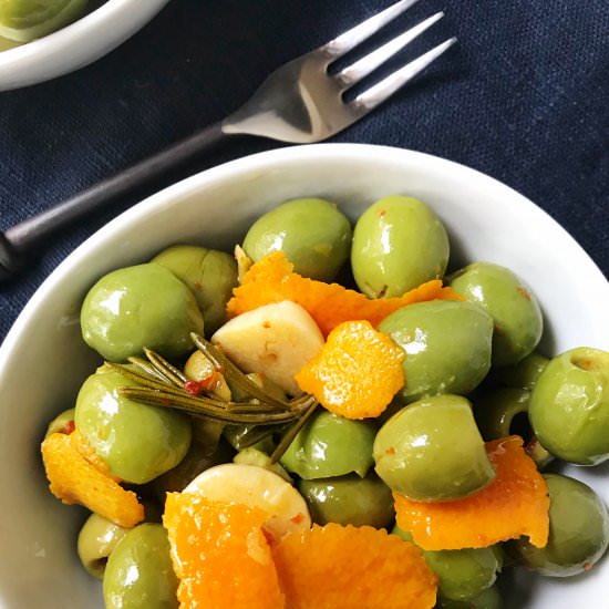 Rosemary Orange Garlic Olives