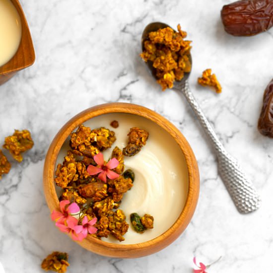 Date-Sweetened Golden State Granola