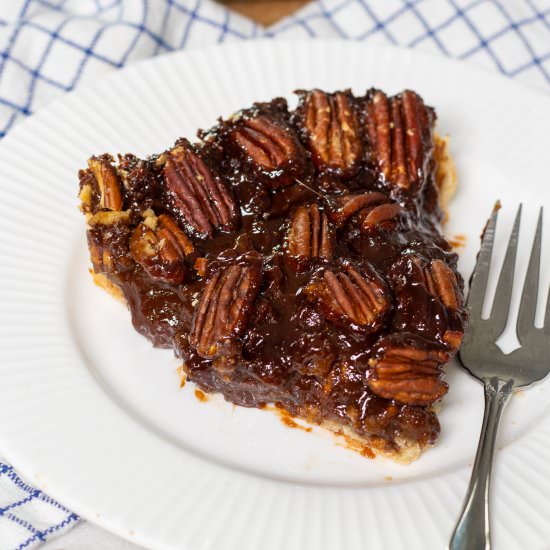 Vegan Chocolate Pecan Pie