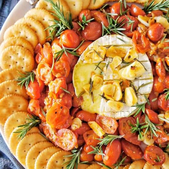 Baked Brie with Garlic