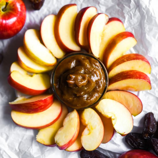 Healthy Caramel Sauce