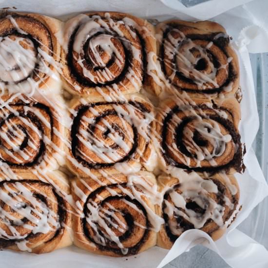 Soft Cinnamon Rolls with Sesame