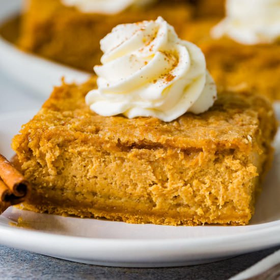 GINGERSNAP PUMPKIN CHEESECAKE BARS