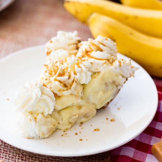 SALTED CARAMEL BANANA PIE