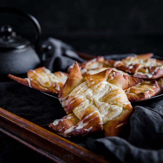 Low-Carb Cheese Danishes