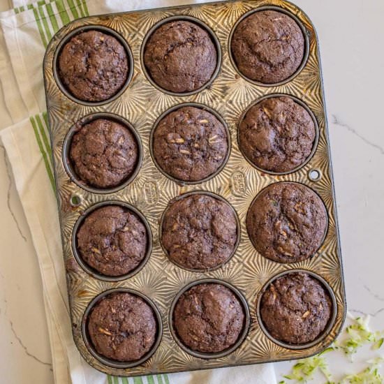 Healthy Chocolate Zucchini Muffins