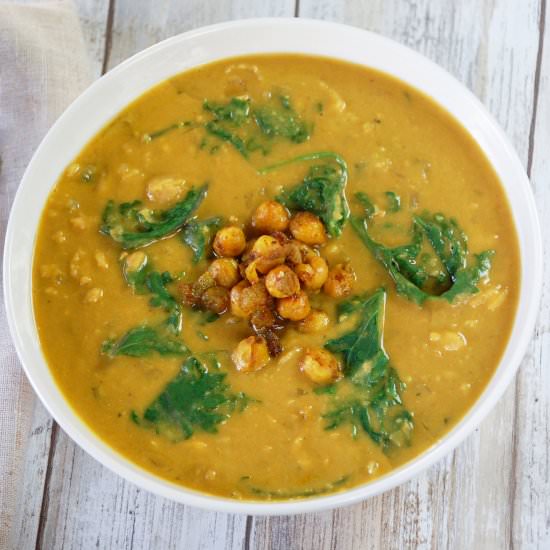 CURRIED CHICKPEA & KALE SOUP