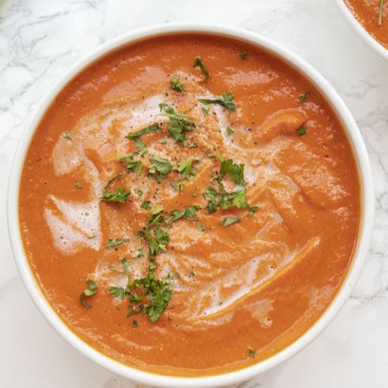 Creamy Vegan Tomato Soup